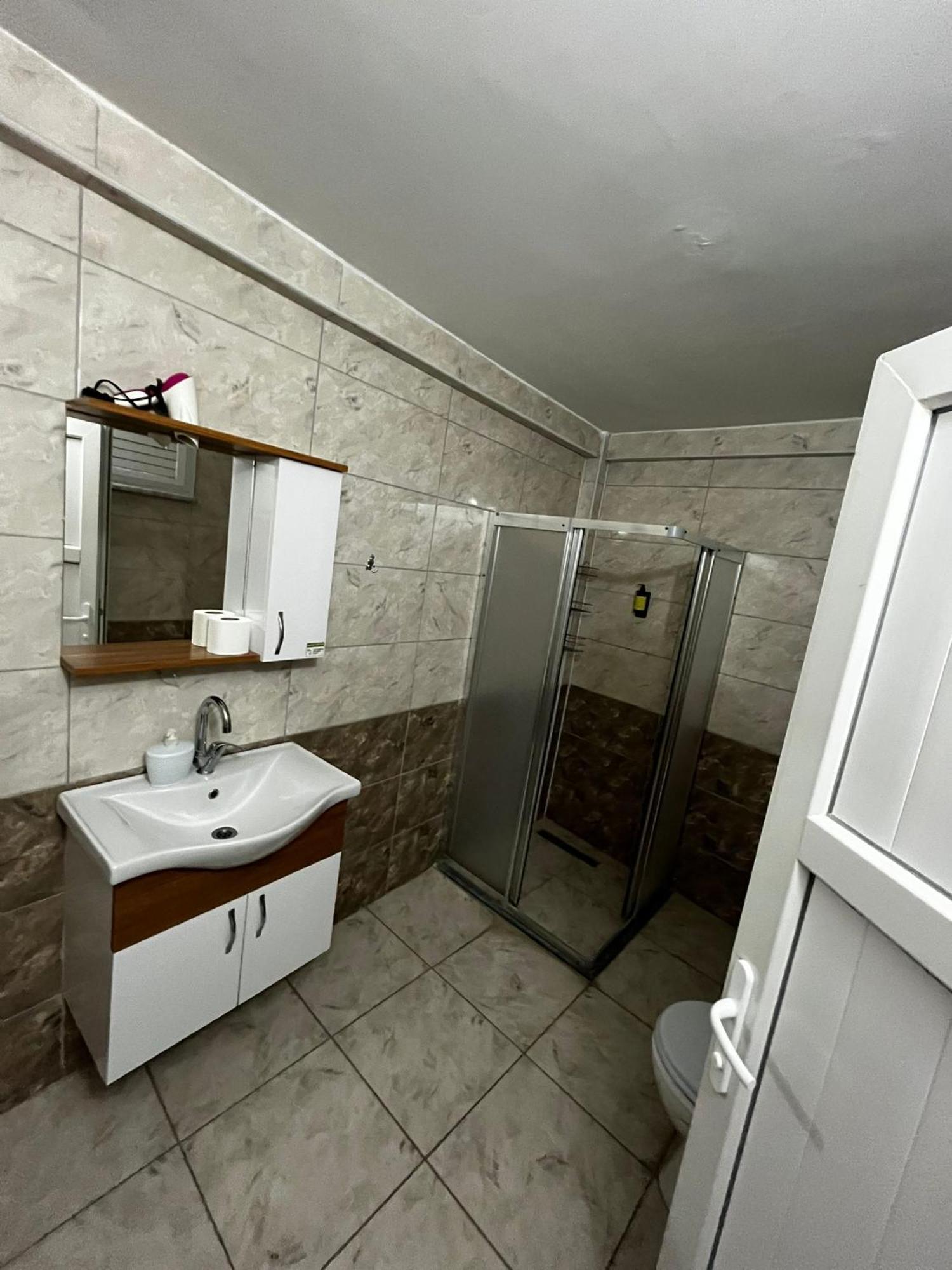 אודיירן Mht Otel מראה חיצוני תמונה