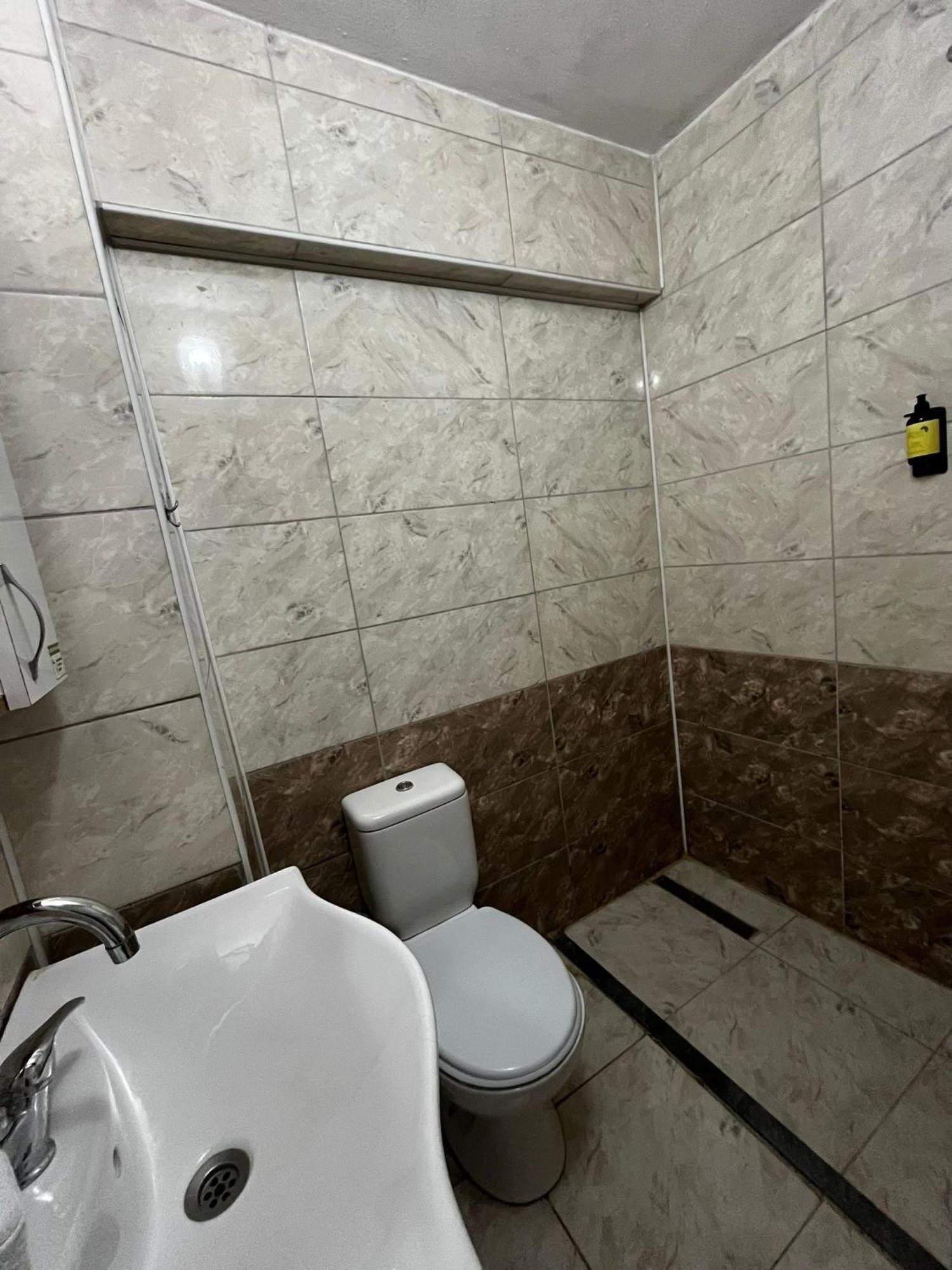 אודיירן Mht Otel מראה חיצוני תמונה